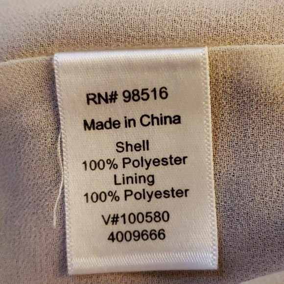 Coldwater Creek Sleeveless Top V Neck EUC M(10-12) - Picture 7 of 13